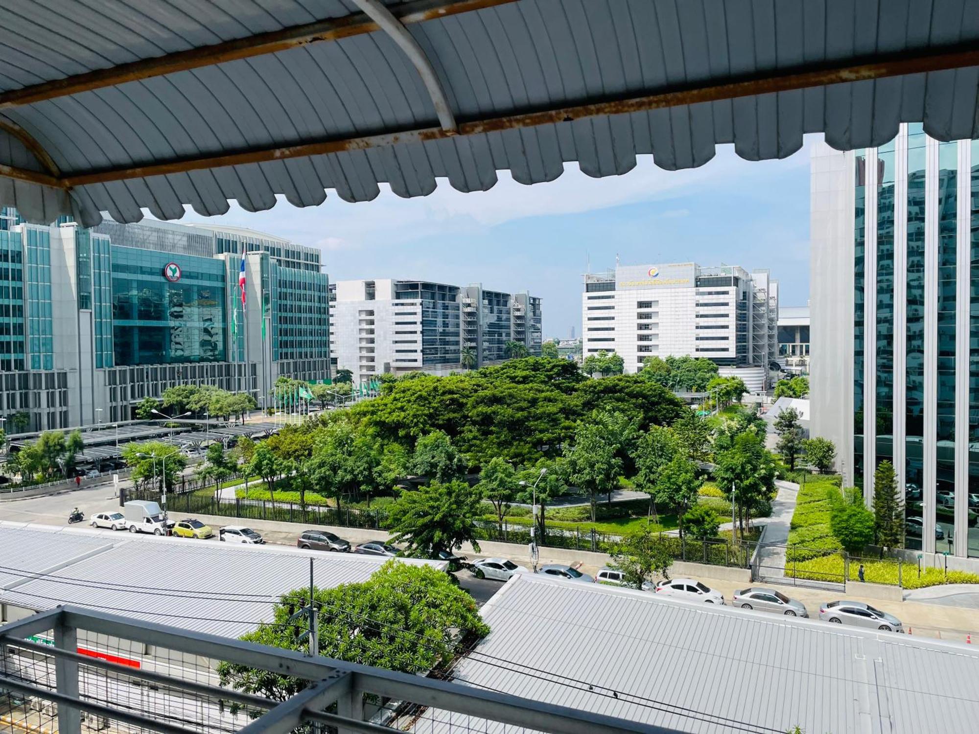 Muangthong C3,C4Near Impact Apartment Nonthaburi Exterior photo