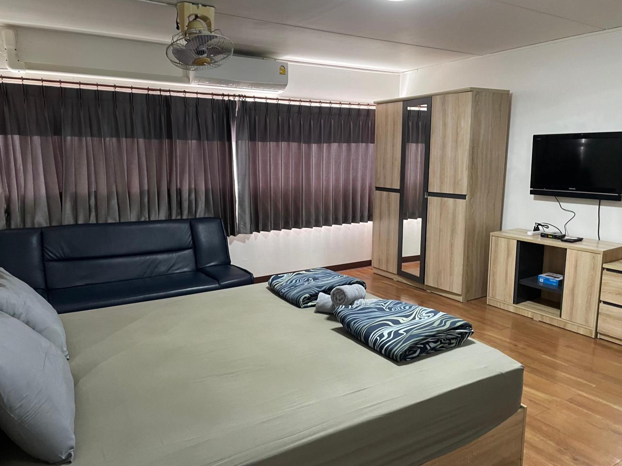 Muangthong C3,C4Near Impact Apartment Nonthaburi Exterior photo
