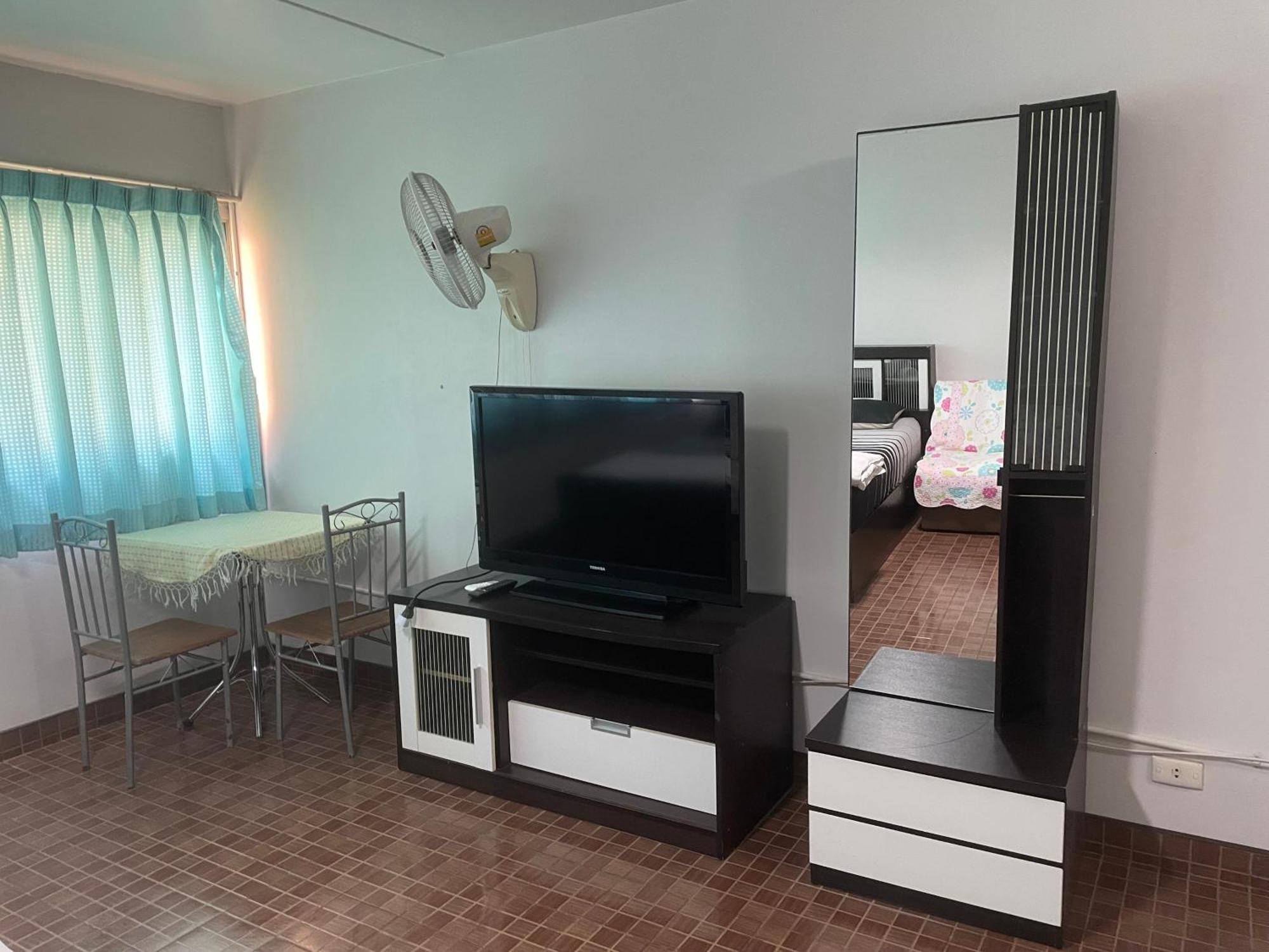 Muangthong C3,C4Near Impact Apartment Nonthaburi Exterior photo